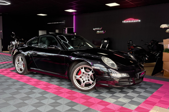 PORSCHE 911 CARRERA COUPE 997