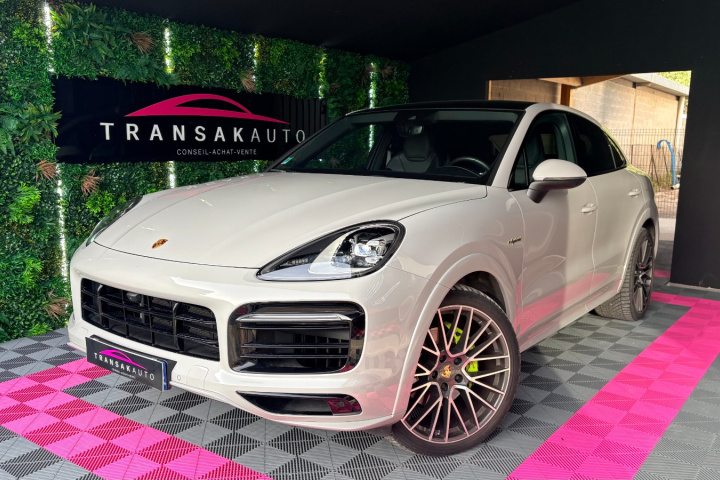 PORSCHE CAYENNE COUPE