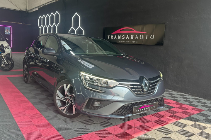 RENAULT MEGANE IV BERLINE