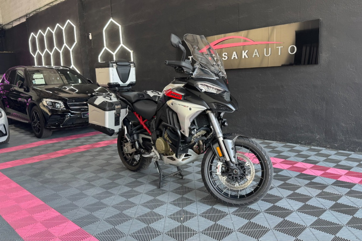 DUCATI MULTISTRADA V4 RALLY