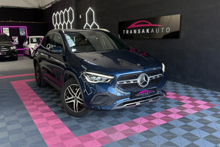 MERCEDES GLA
