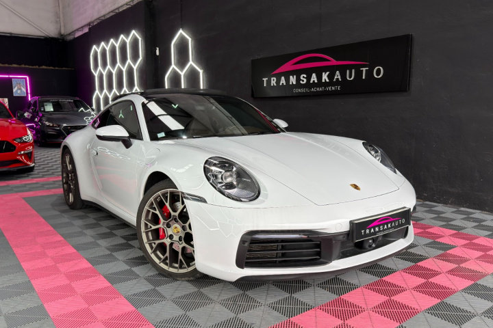 PORSCHE 911 CARRERA COUPE 992