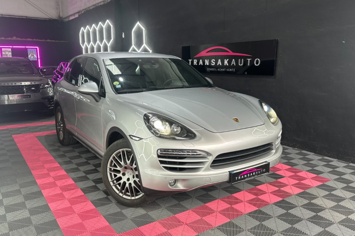 PORSCHE CAYENNE
