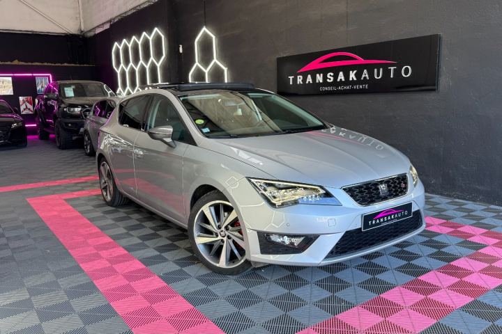SEAT LEON