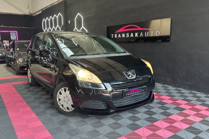 PEUGEOT 5008 BUSINESS