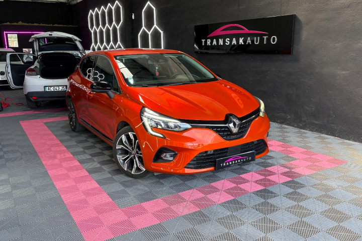 RENAULT CLIO V